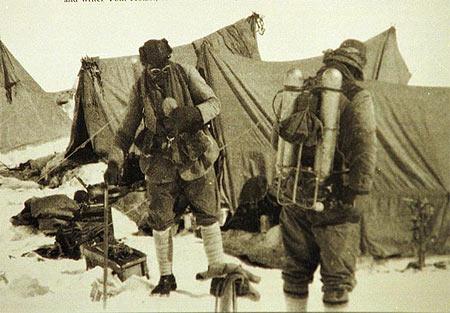 George Mallory ve Andrew Irvine 1924