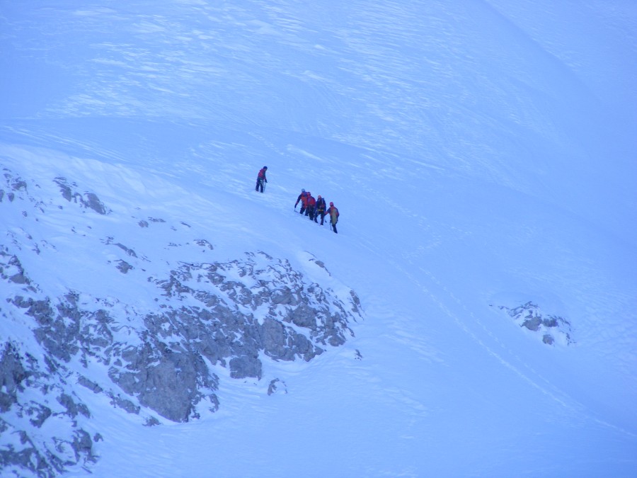 Ekip çanakta ilerliyor