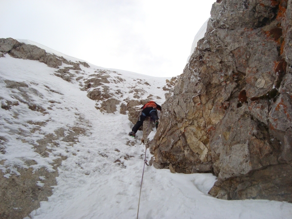 Bülent Vahşi Keşiş kilitte
