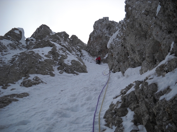 Serkan Vahşi Keşiş ilk ip boyu kilidinde