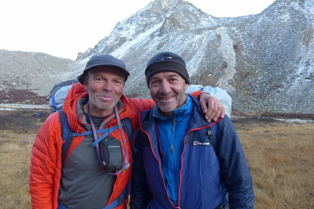 Mick Fowler ve Paul Ramsden Gave Ding ekspedisyonlarında