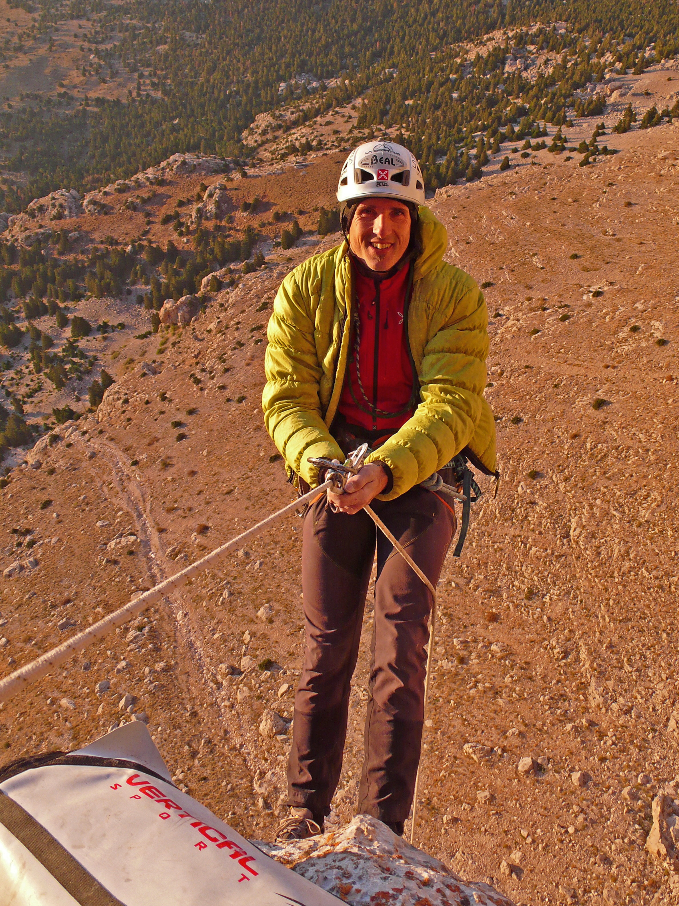 2010 Red Moon and star; R.Larcher