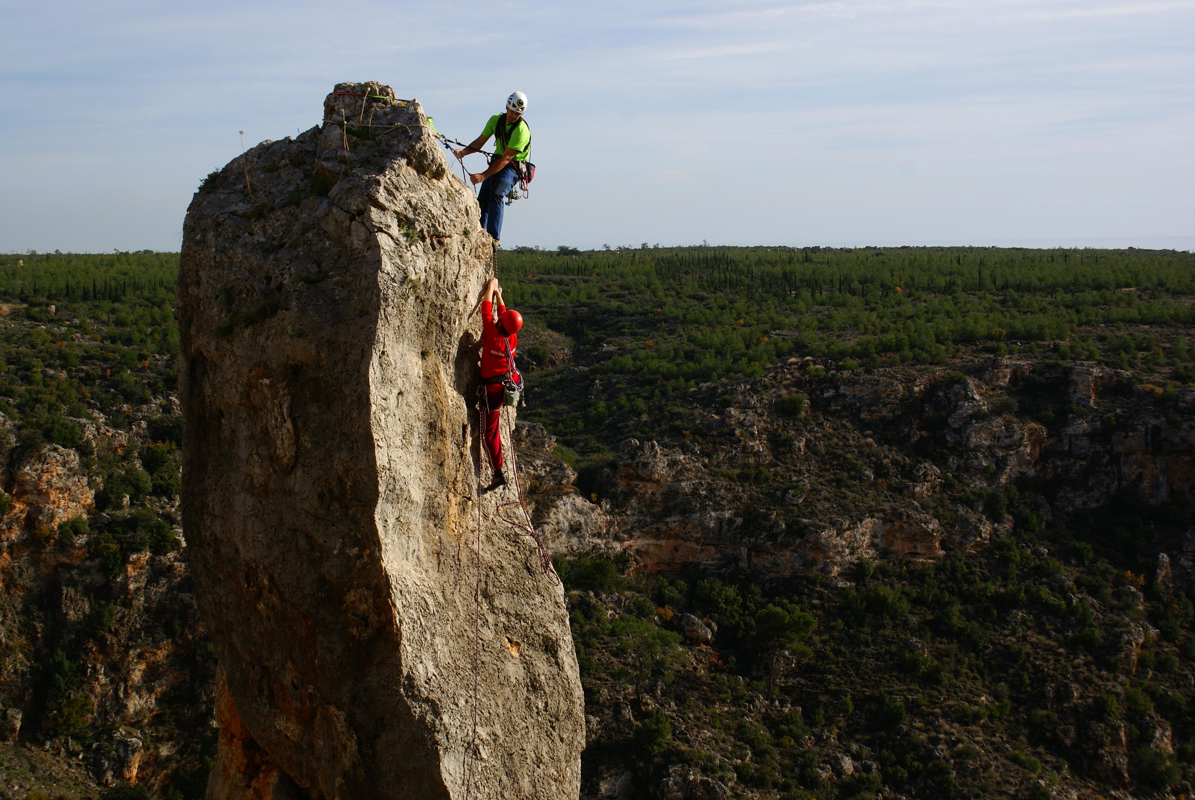 Kapuzbaşı mevkii/yiğit kulesi tırmanıcı: yılmaz sevgül semih ulusu
